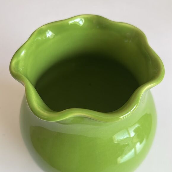 Crate and Barrel Ellie Lime Green Ruffle Edge Vase B. Eigen Design - Picture 3 of 7